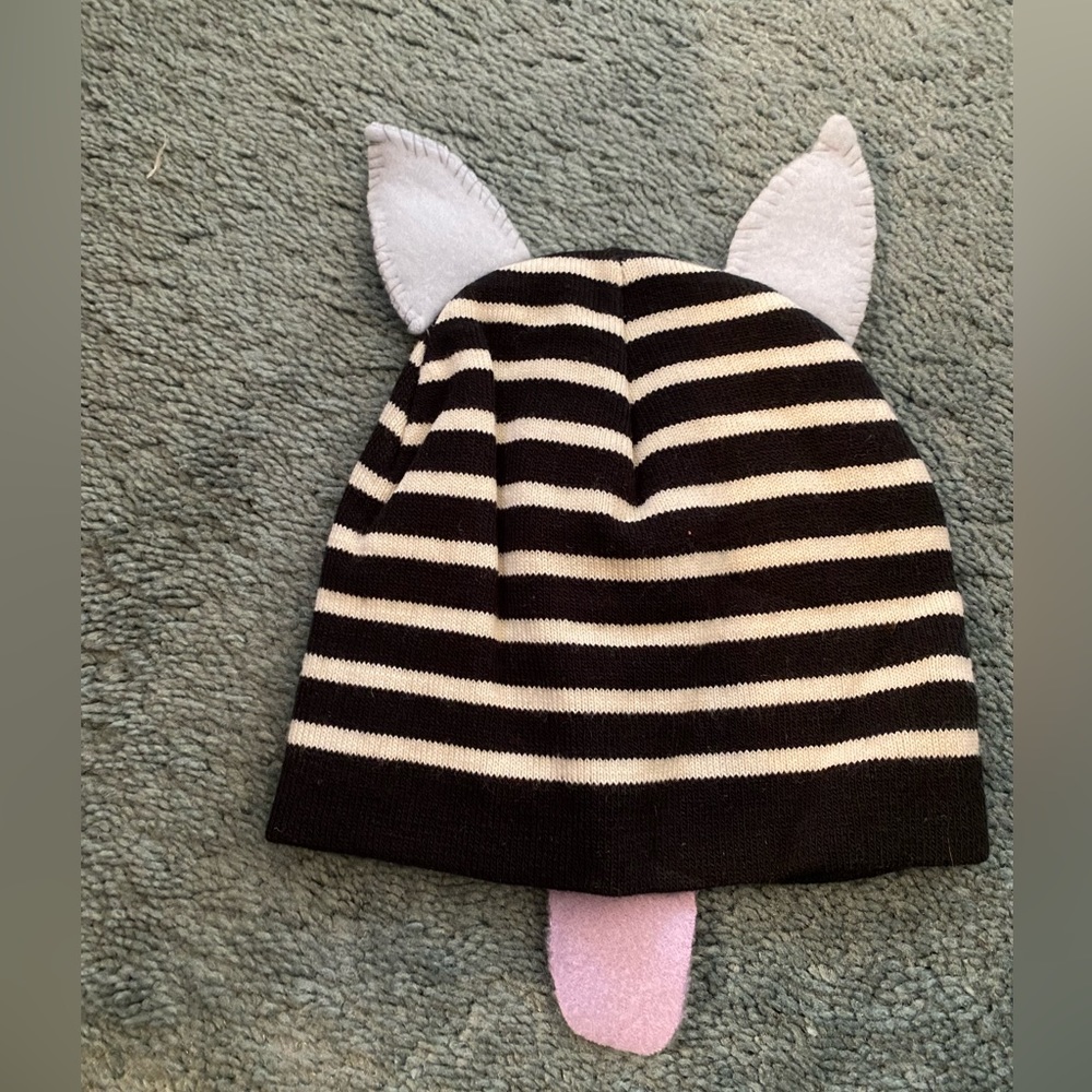 Fun beanie - Picture 2 of 2